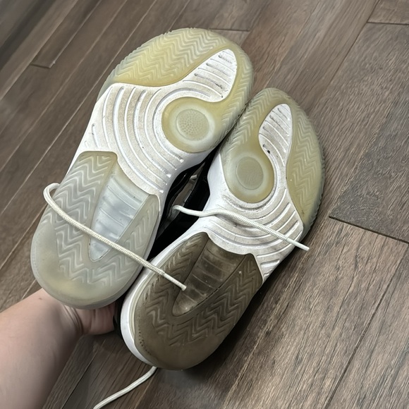 Men’s Jordan’s size 8 - Picture 5 of 9